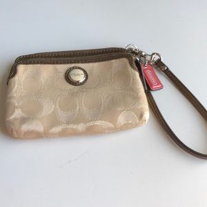 Coach wristlet purse never used!